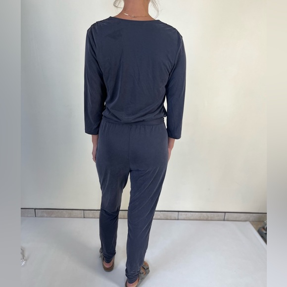LOLE dark charcoal gray jumpsuit size S long sleeve casual soft - Picture 3 of 3